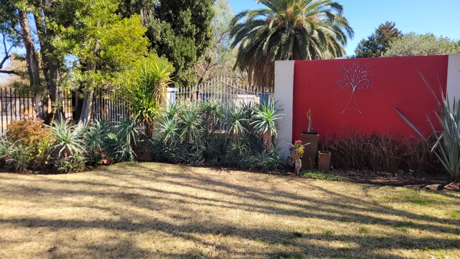 3 Bedroom Property for Sale in Flamwood North West